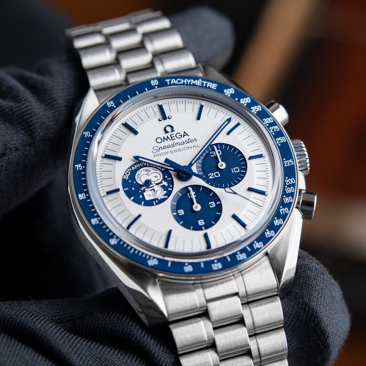 Omega Speedmaster 'Silver Snoopy Award'